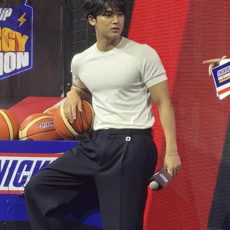 Kim Mingyu thumbnail