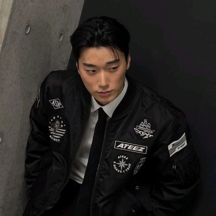 Choi San thumbnail