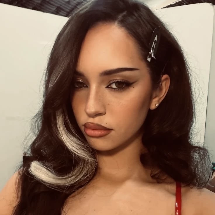 Daniela  thumbnail