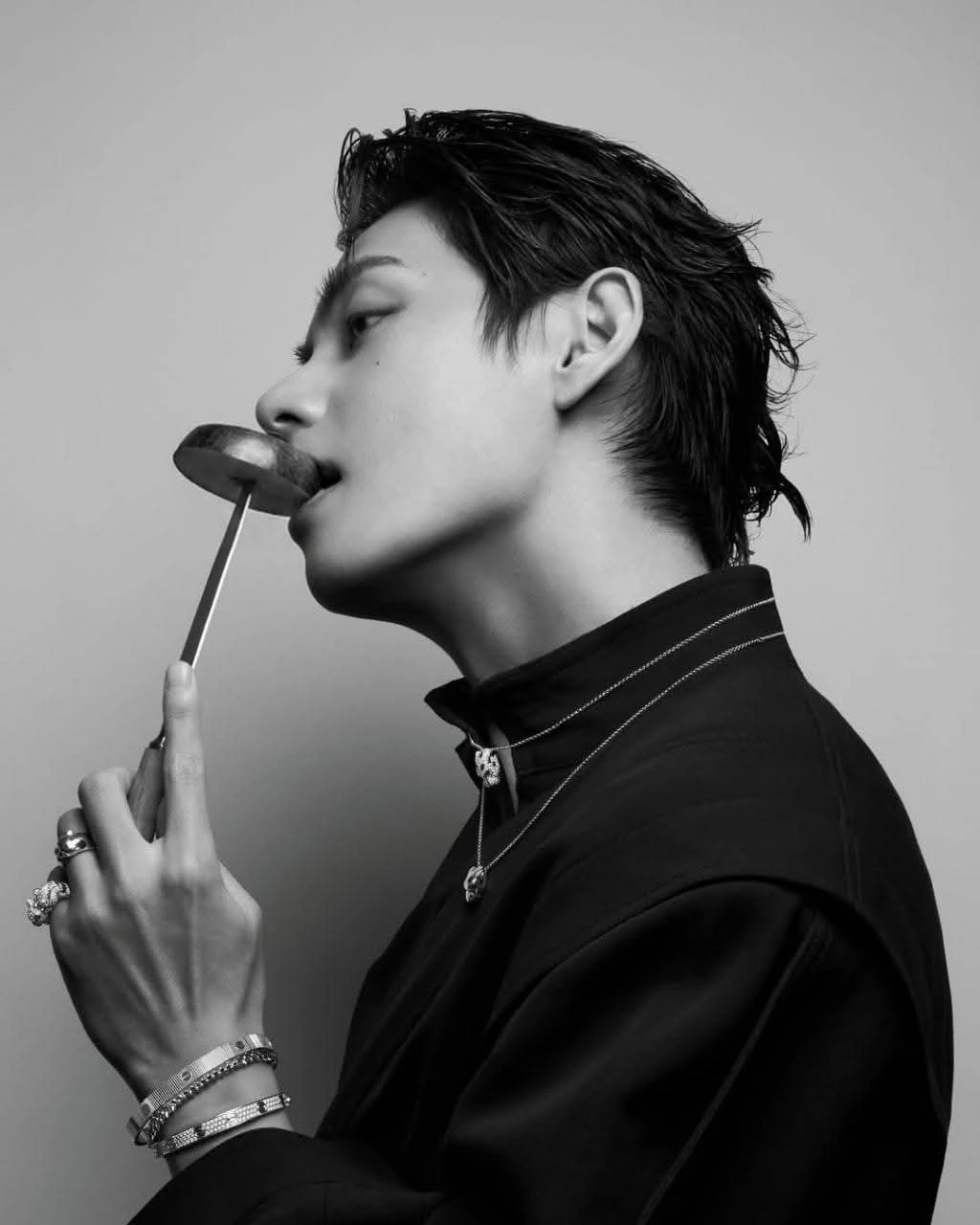 Kim Taehyung thumbnail