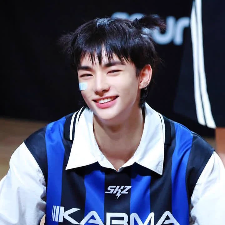 Hyunjin thumbnail