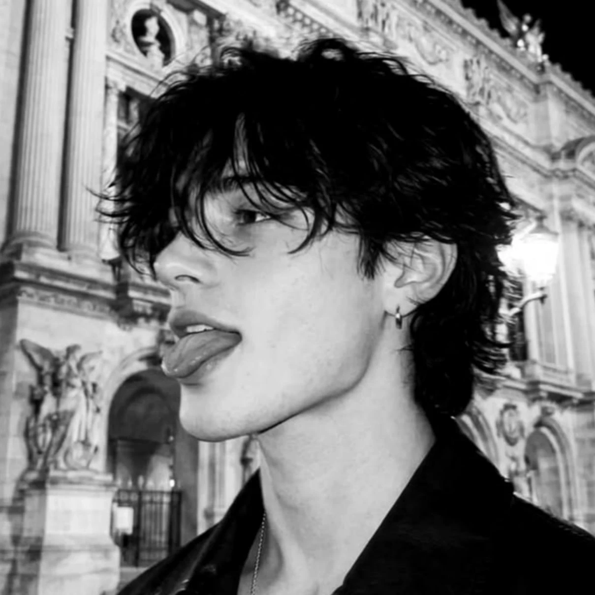 Luca Kavinsky thumbnail