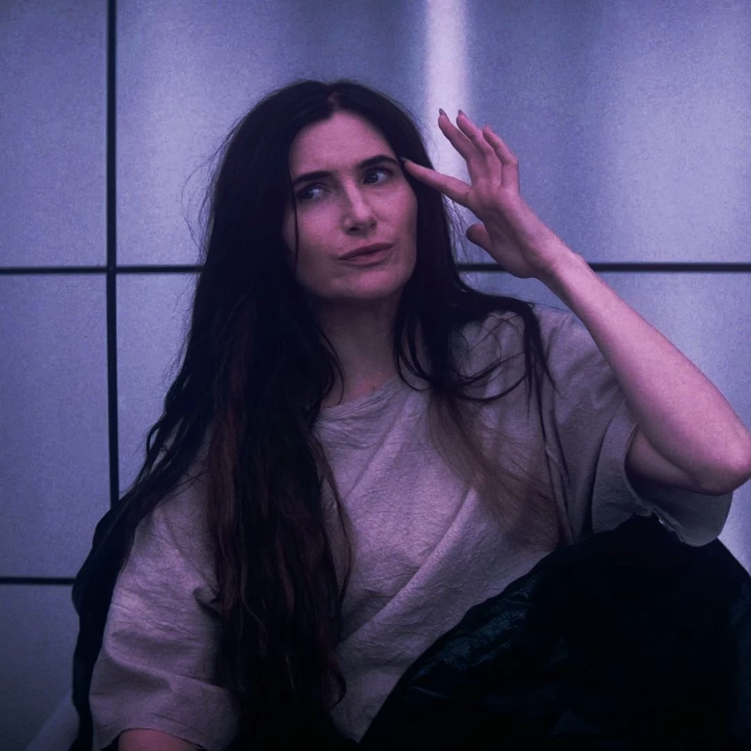 Kathryn Hahn thumbnail