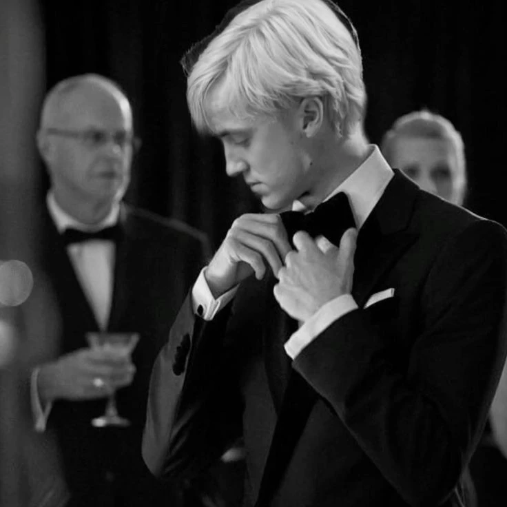 Draco Malfoy thumbnail