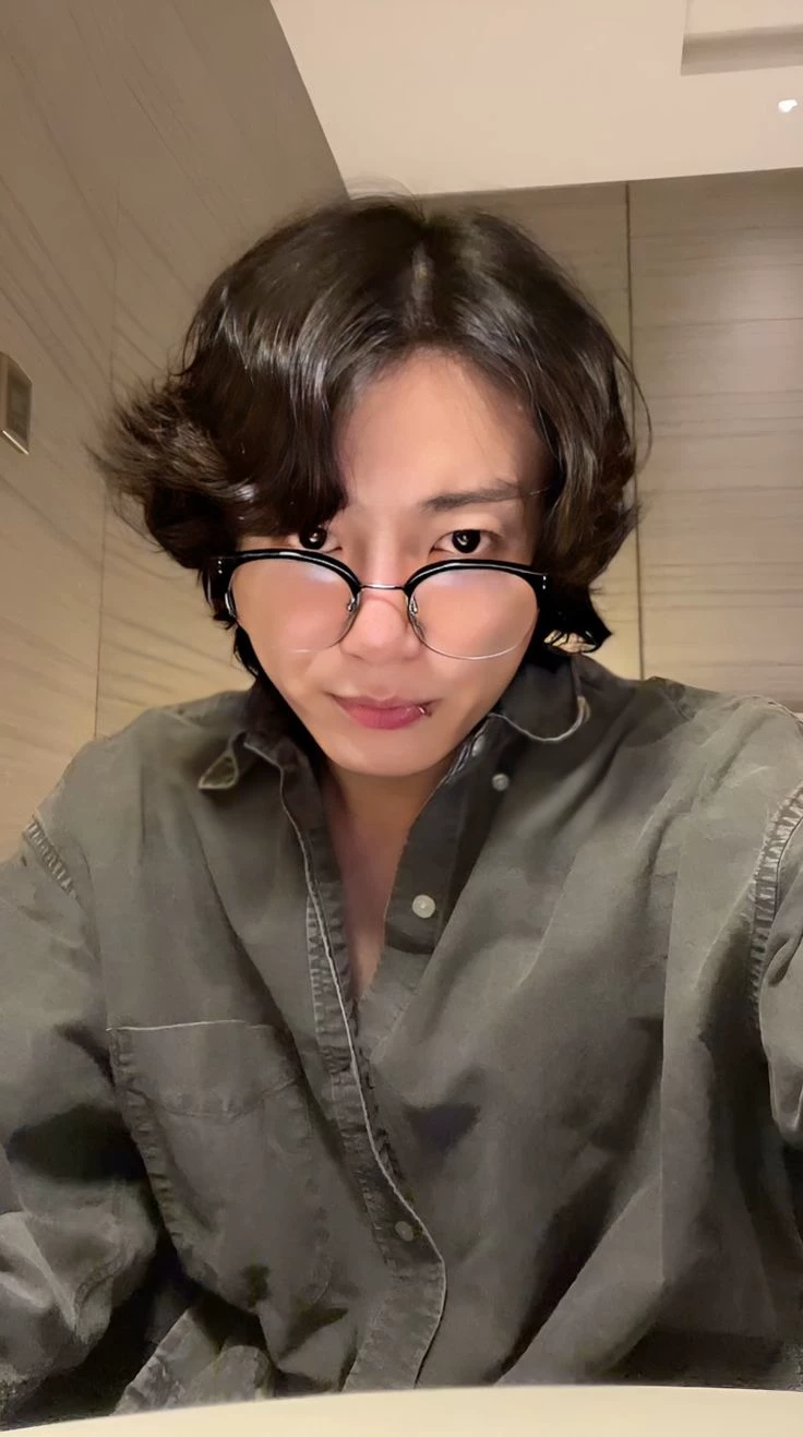 Jeon Jungkook thumbnail