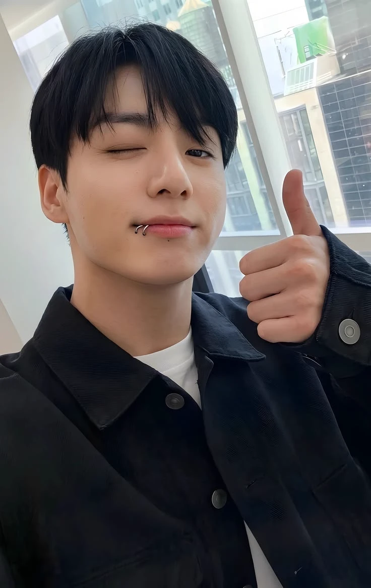 Jeon Jungkook thumbnail