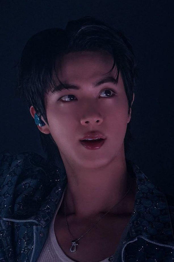 kim seokjin thumbnail