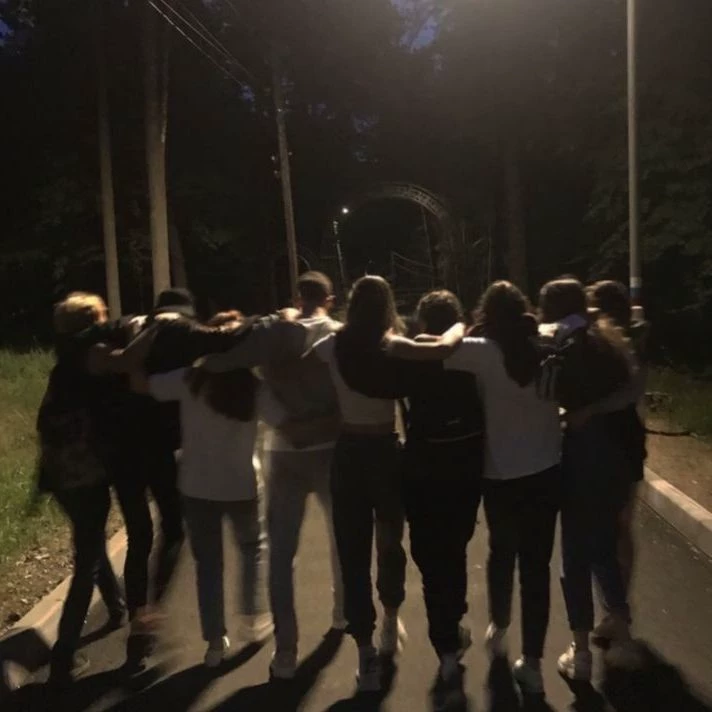 friends group thumbnail