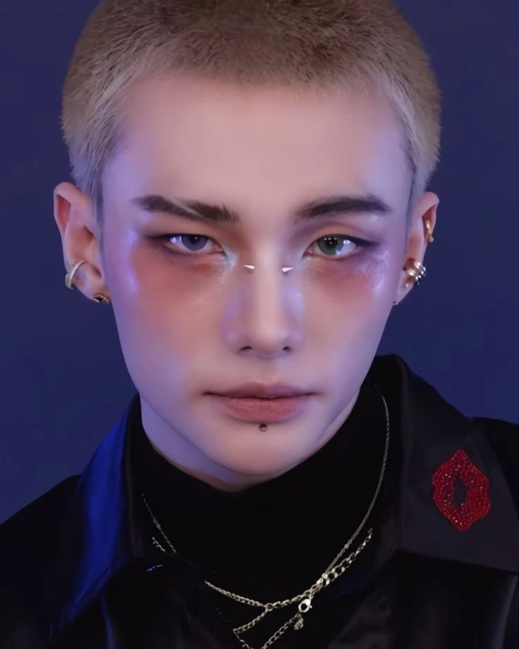 hyunjin thumbnail