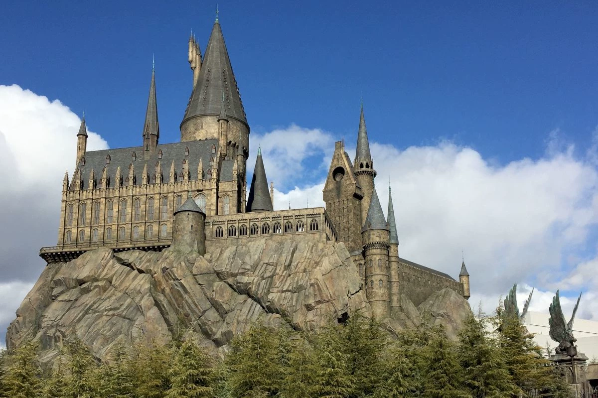 hogwarts thumbnail