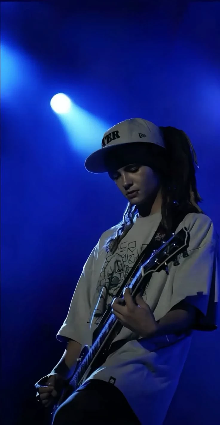 Tom Kaulitz 💫🫦 thumbnail