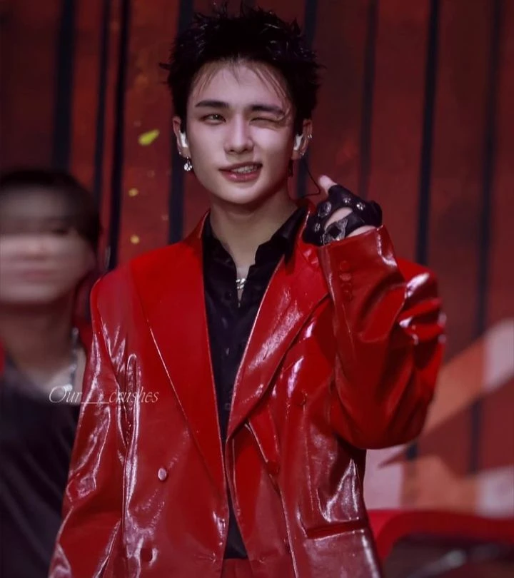 hyunjin thumbnail