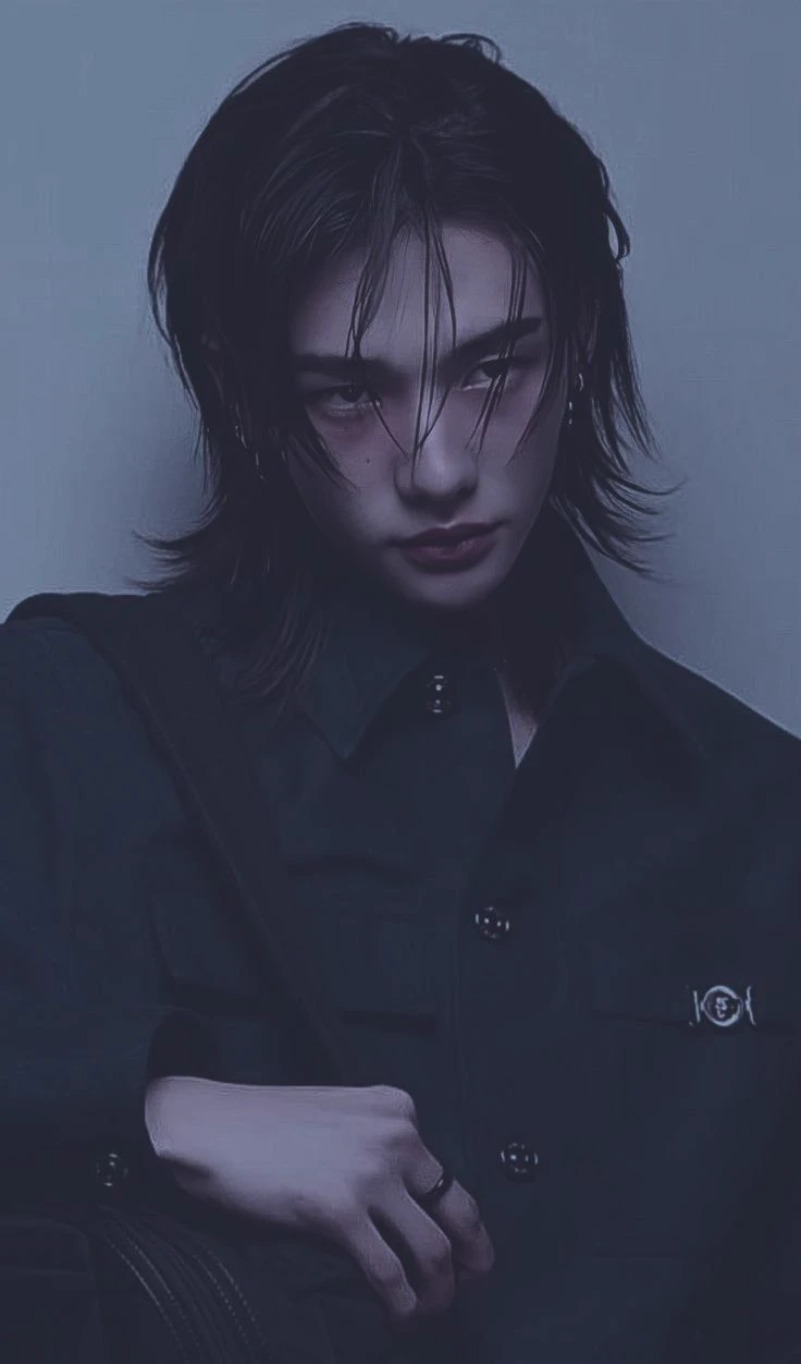 hyunjin thumbnail