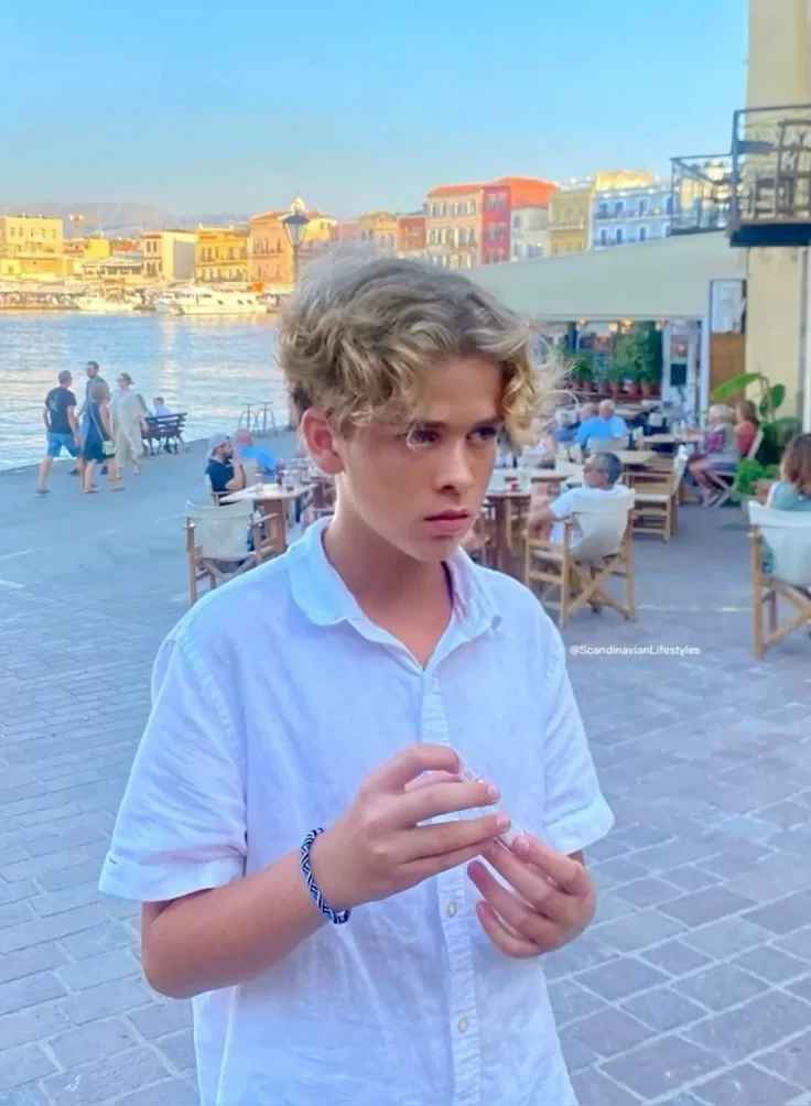 roger palace thumbnail