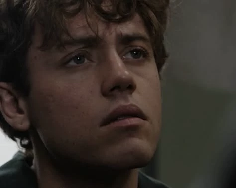 Carl Gallagher | 🖤 thumbnail