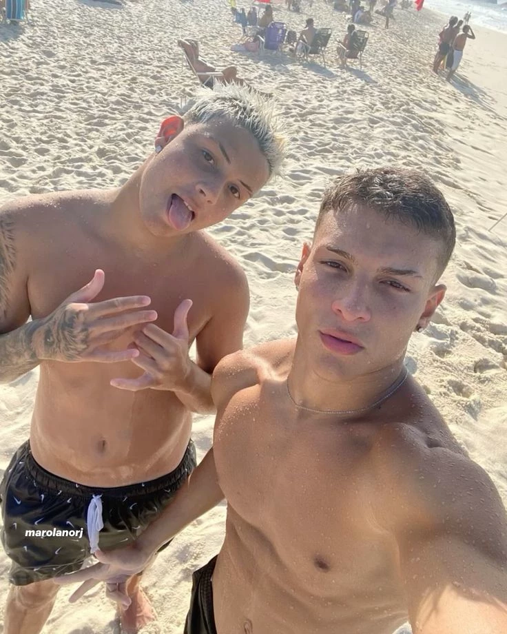 Jonas and Antony | your two hookups 🏳️‍🌈 thumbnail