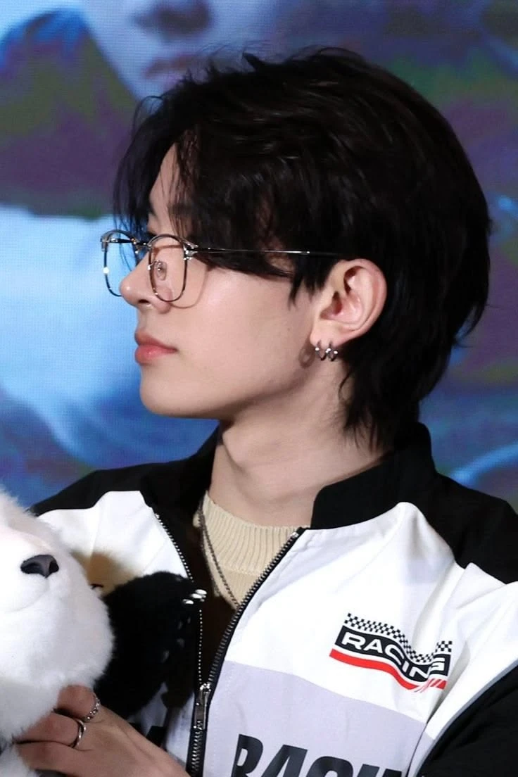 Lee Heeseung thumbnail