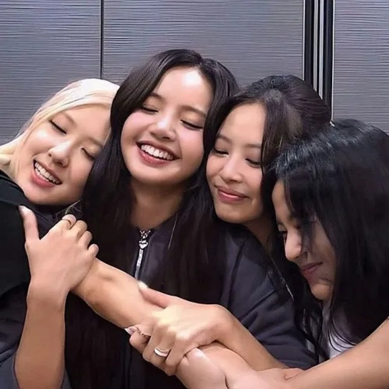 Black Pink thumbnail