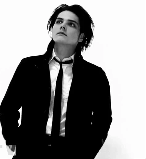 Gerard Way thumbnail