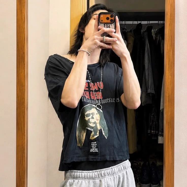 Hyunjin thumbnail