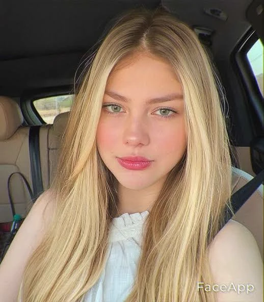 Manuela thumbnail