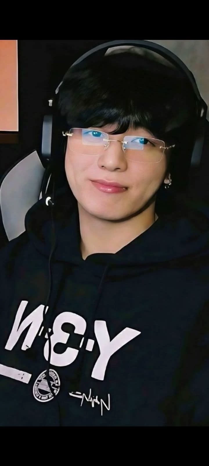 jungkook nerd thumbnail