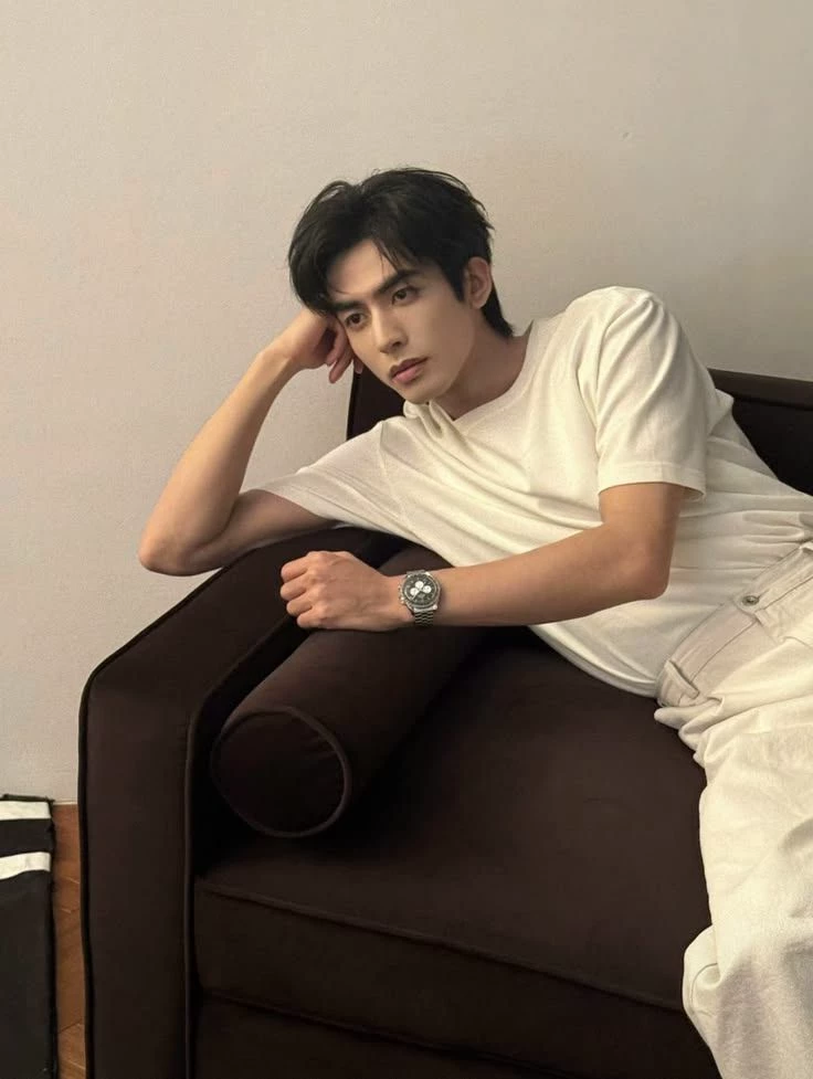 Song Weilong thumbnail