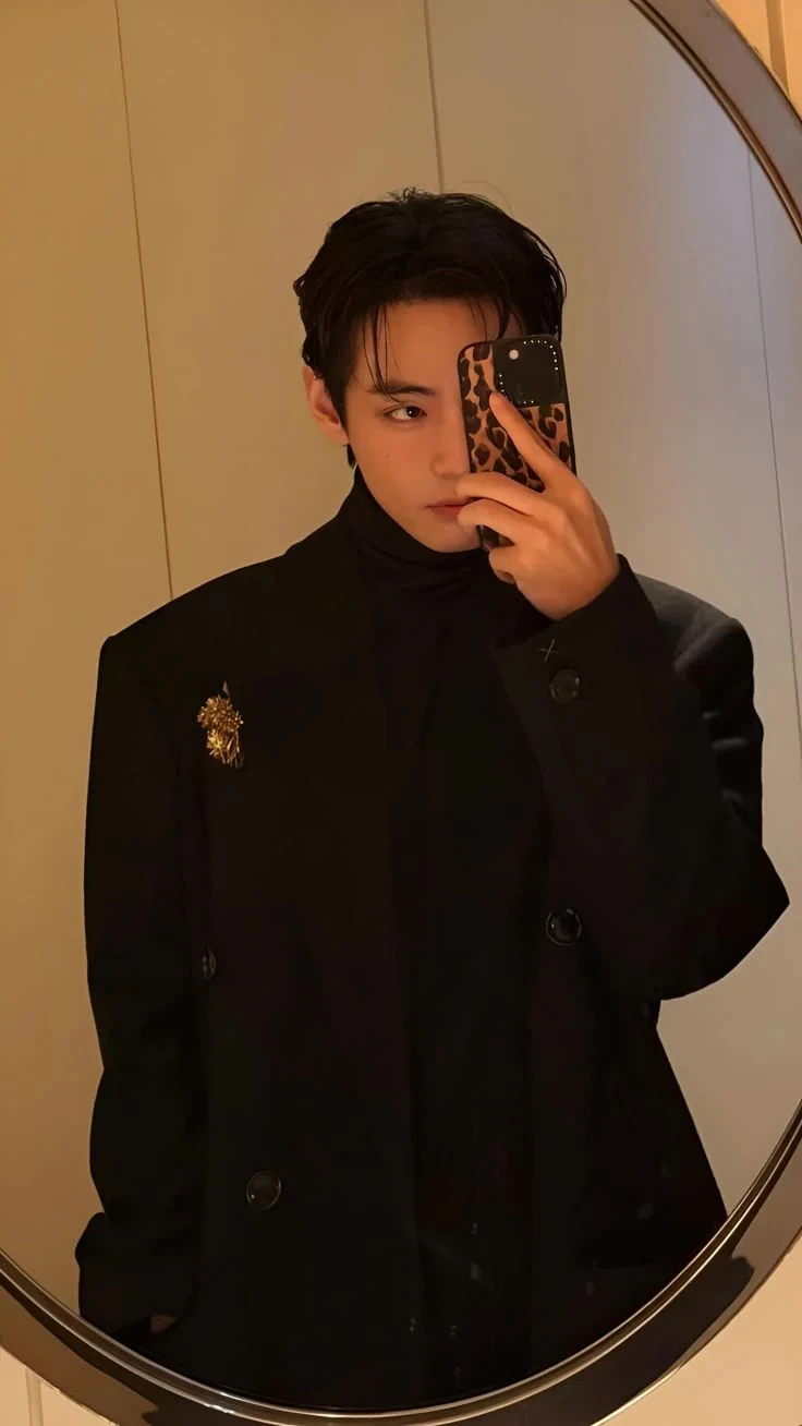 Kim Taehyung thumbnail