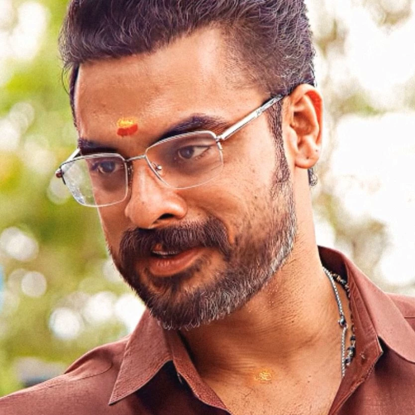 Sreekuttan thumbnail