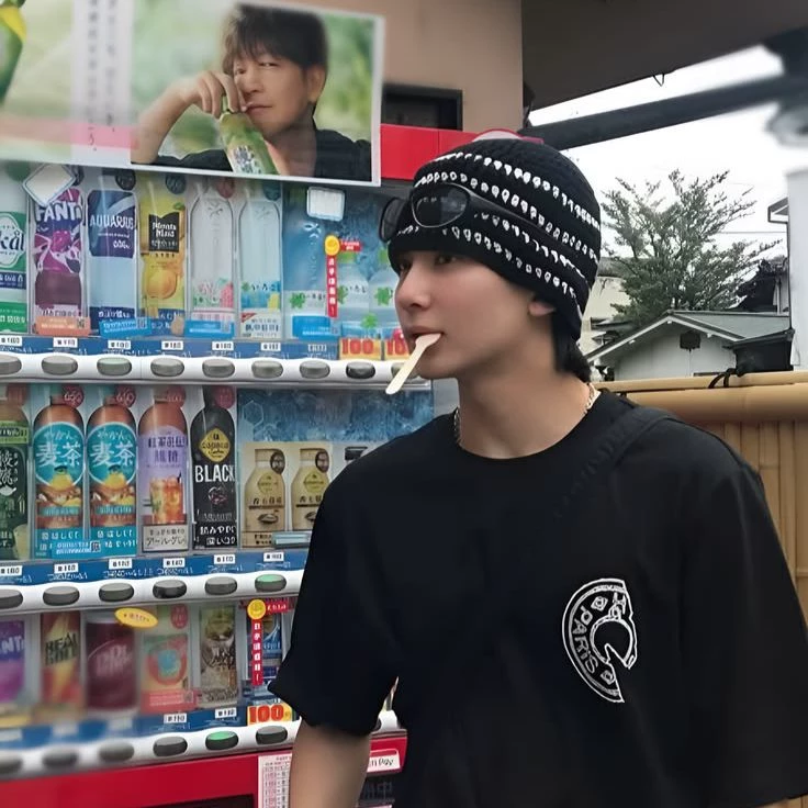 Yoon Jeonghan thumbnail