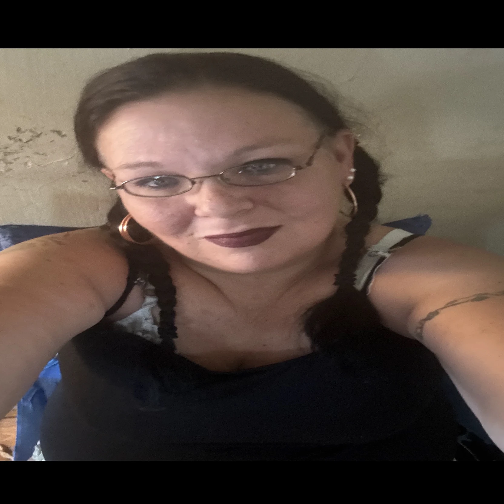 Sara thumbnail