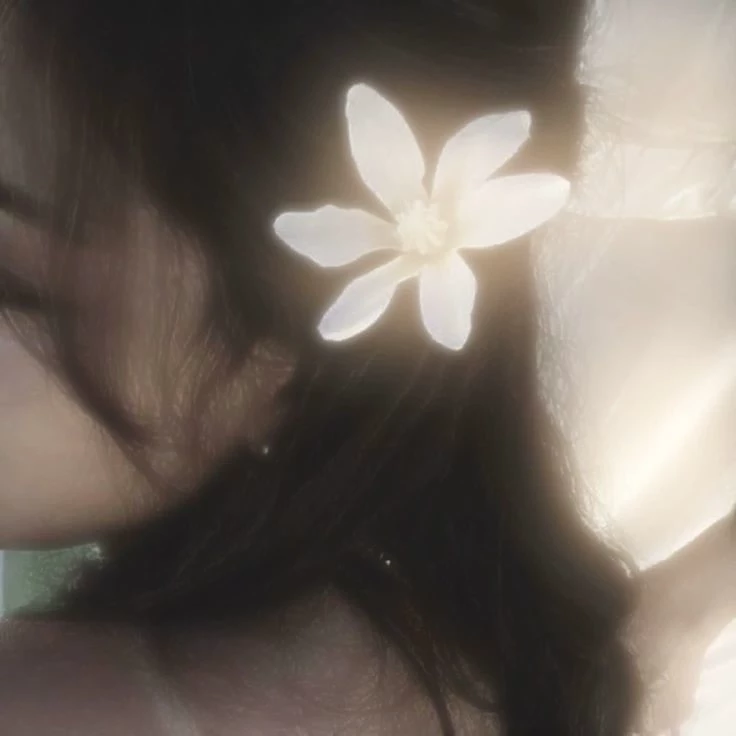 Sarah thumbnail