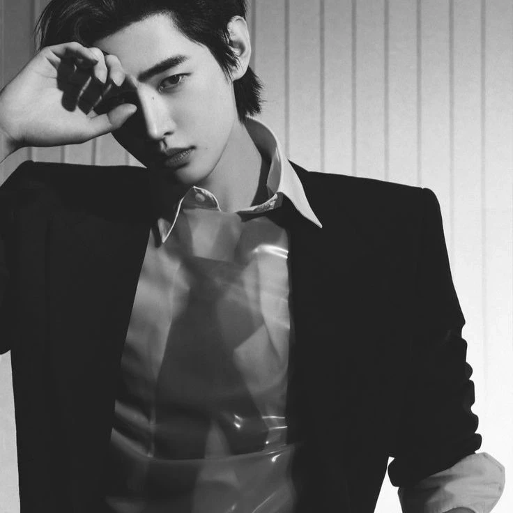Park Sunghoon thumbnail