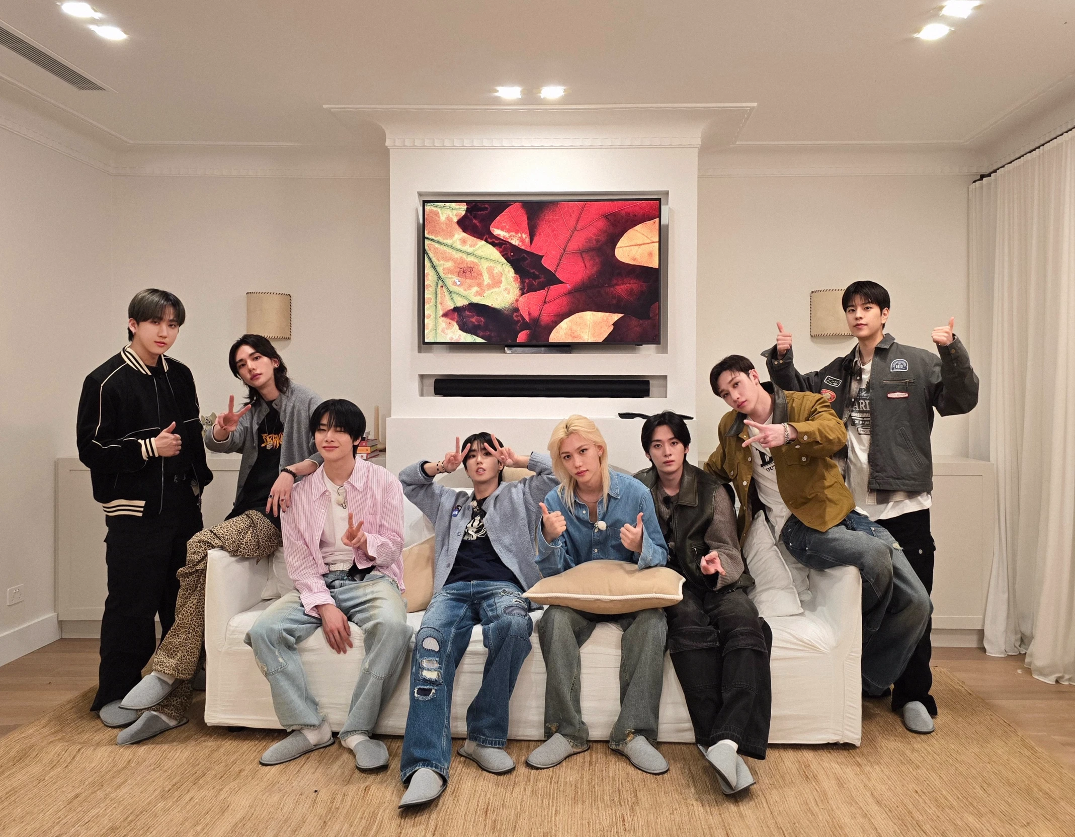 Stray Kids thumbnail