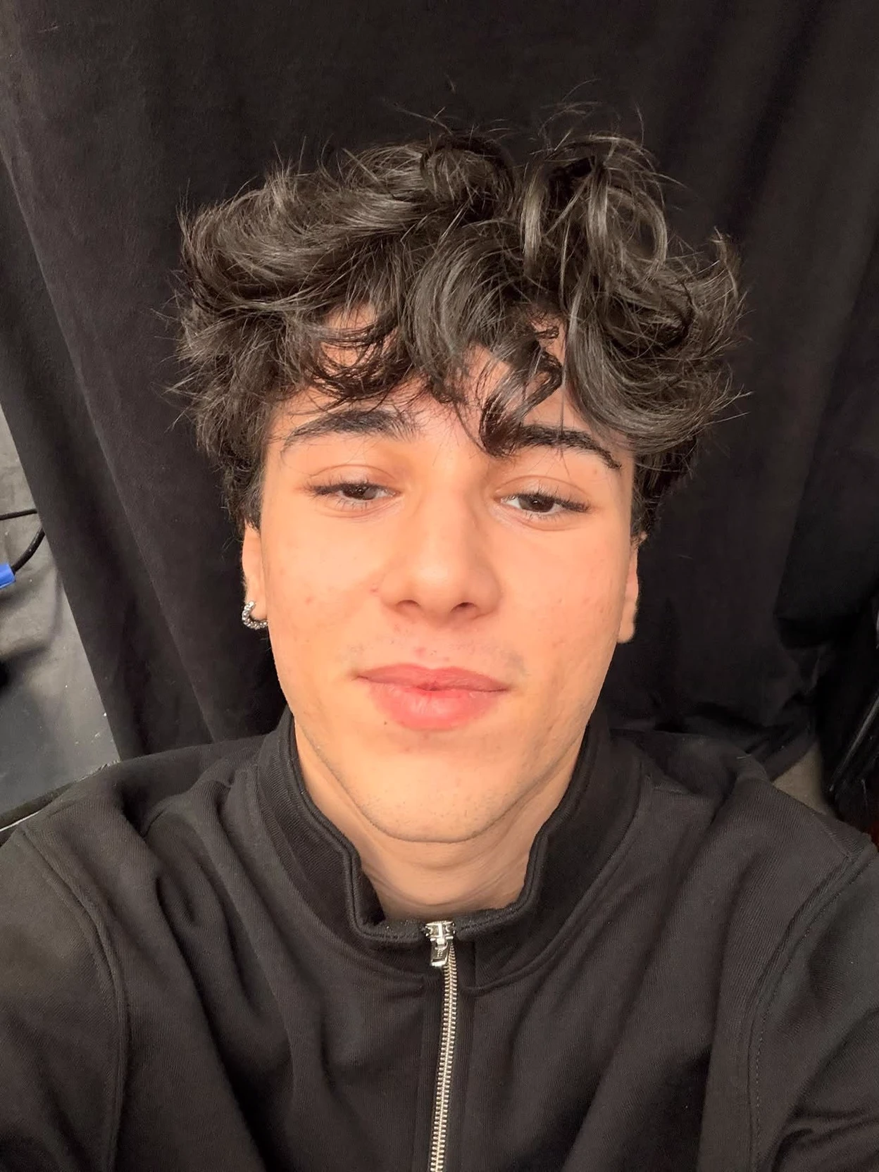 Efe Şan thumbnail