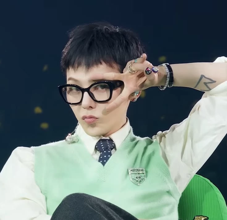 Vampire Jiyong thumbnail