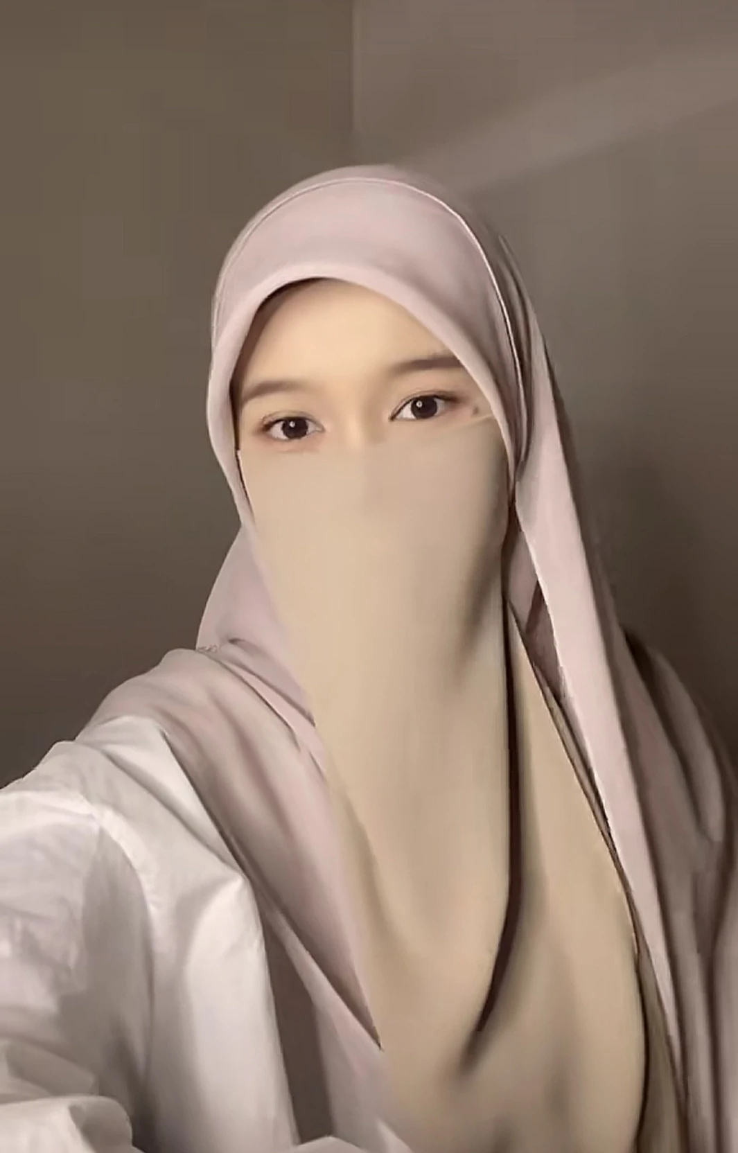 Ustadza Amira thumbnail