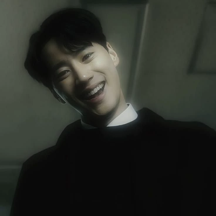 Lee Jun Young thumbnail