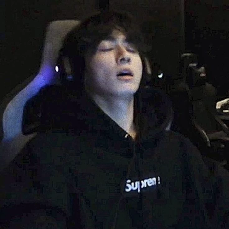 Jeon Jungkook thumbnail