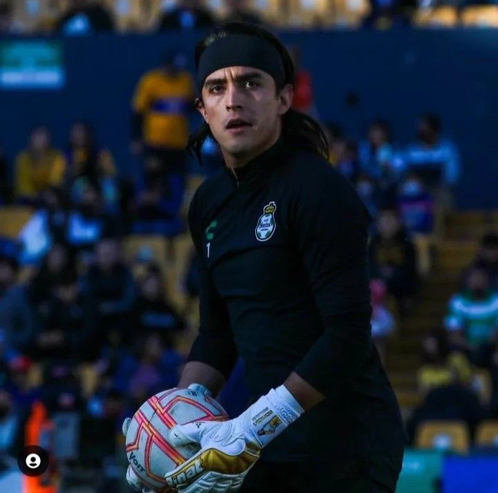 Carlos Acevedo thumbnail