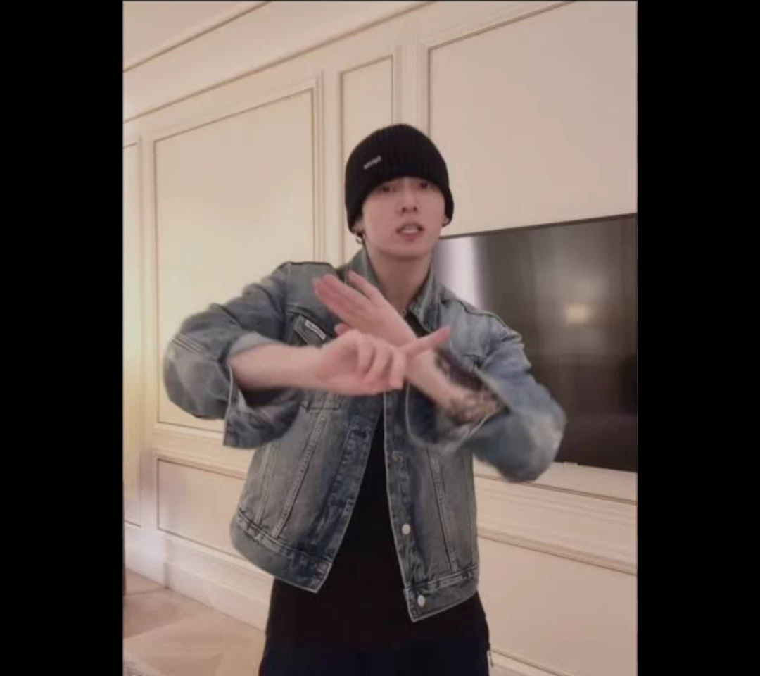 Jungkook thumbnail