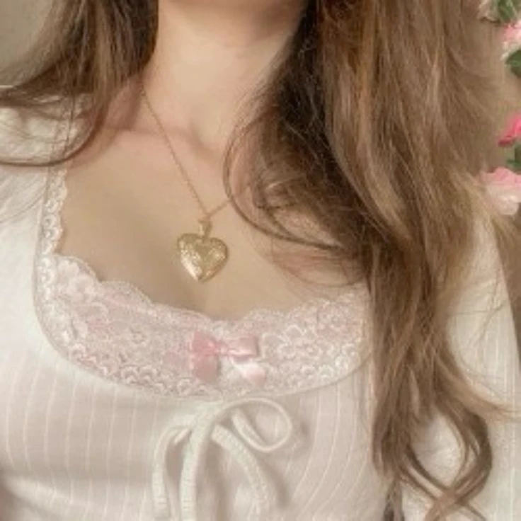 Lily thumbnail