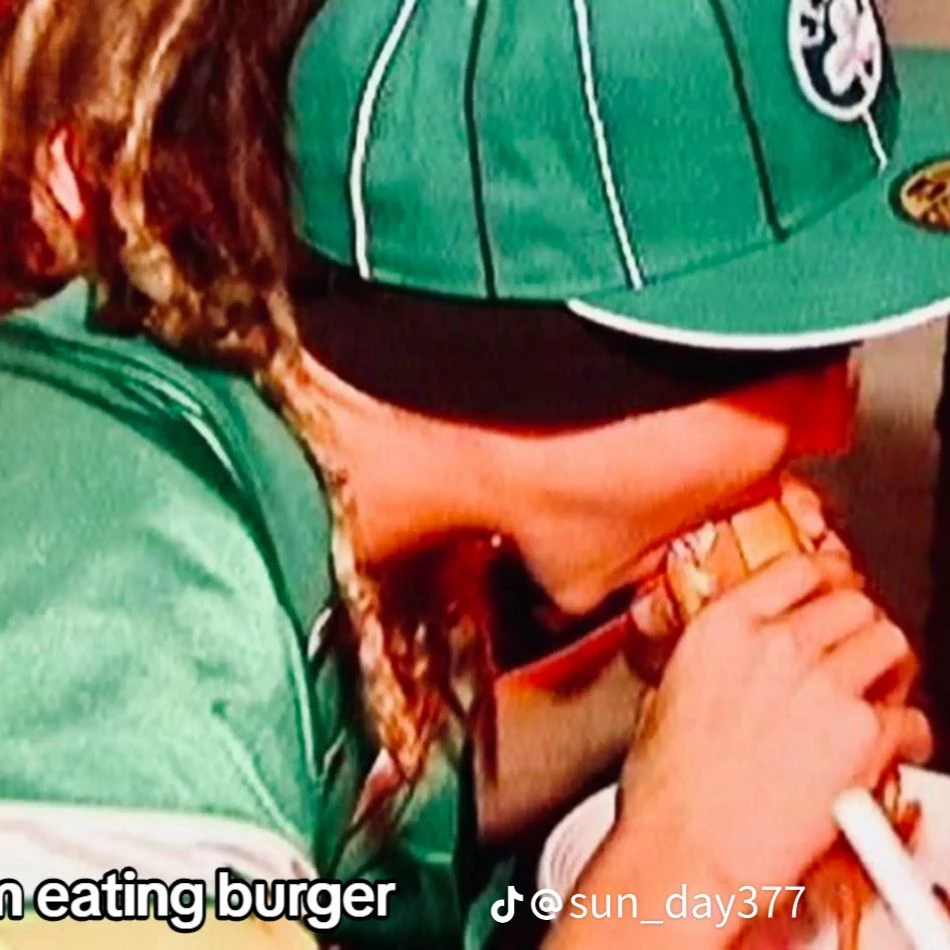 Tom Kaulitz thumbnail
