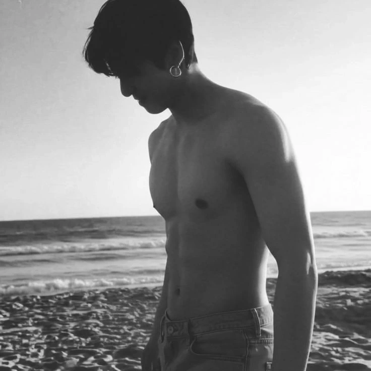 Jeon Jungkook thumbnail