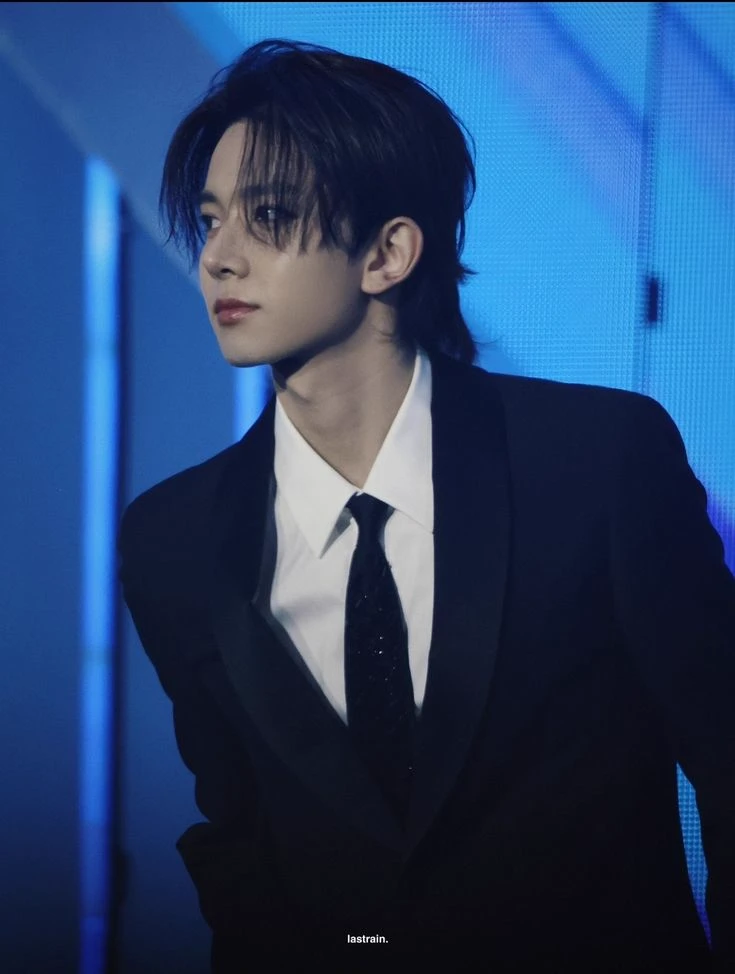 Lee Heeseung. thumbnail