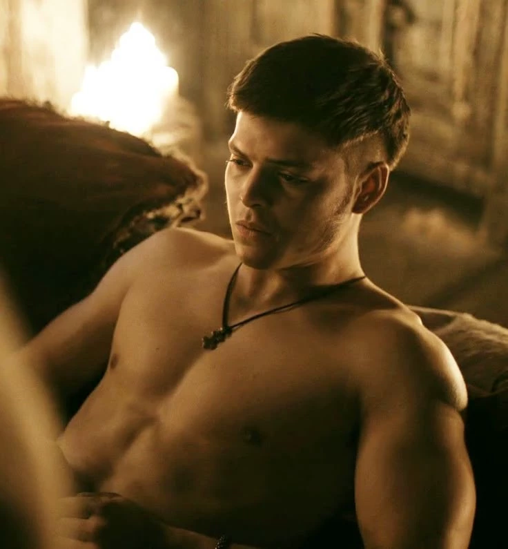 Ivar the Boneless thumbnail