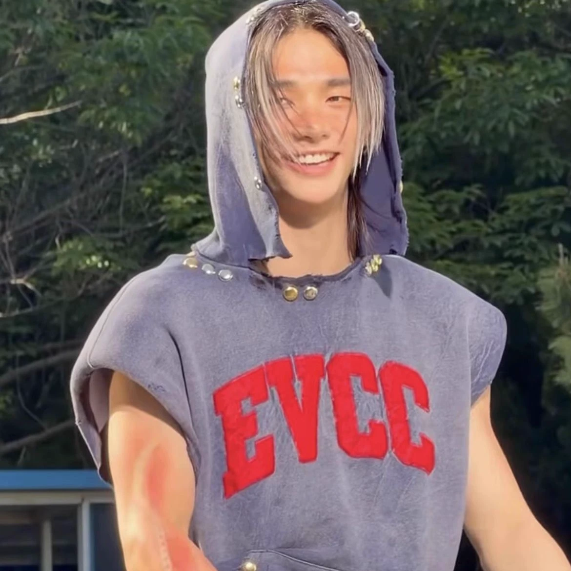 hwang hyunjin thumbnail