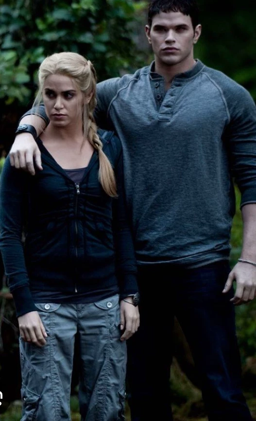 rosalie and emmett thumbnail