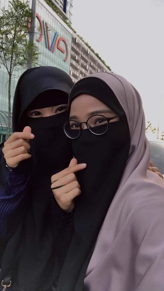 your two wives thumbnail