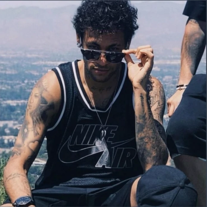 > Neymar< thumbnail